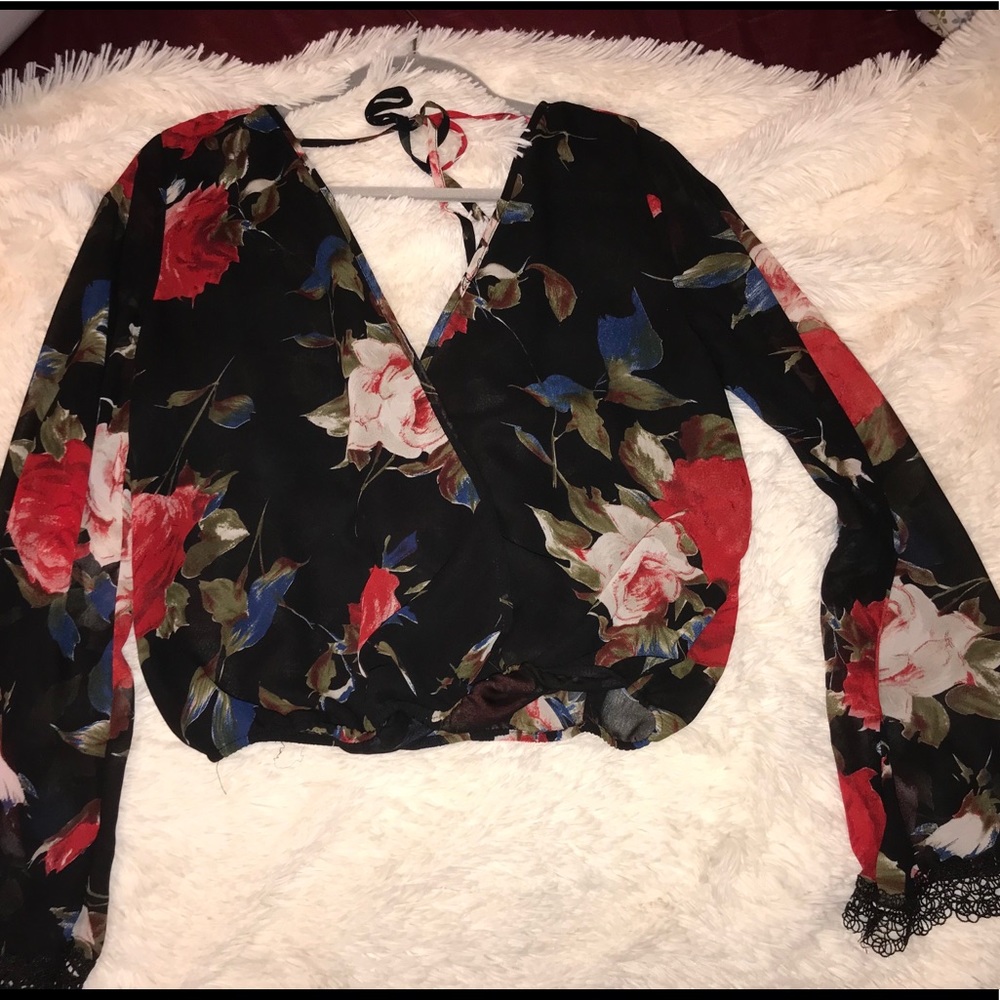 floral lace top